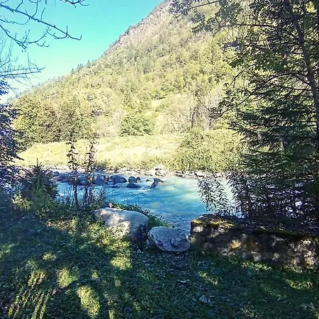 Les Berges Du Doron